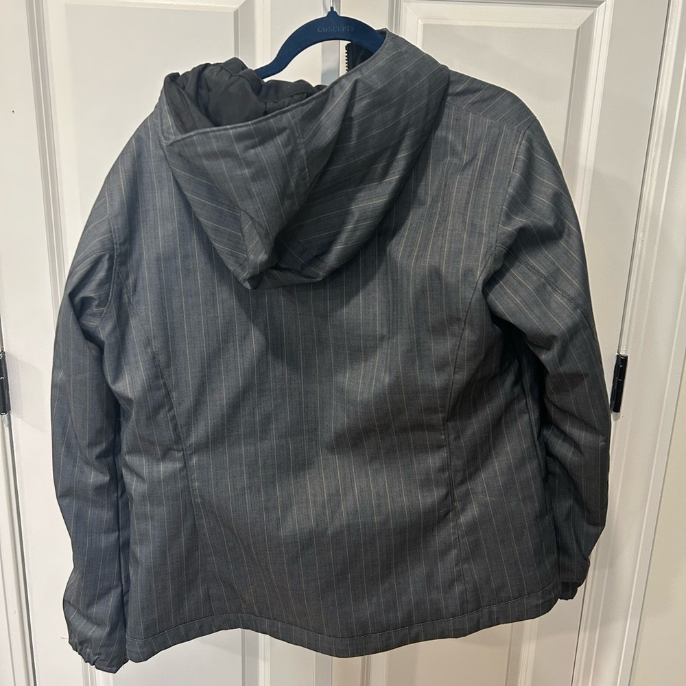 Columbia Ski Jacket - Picture 3 of 3